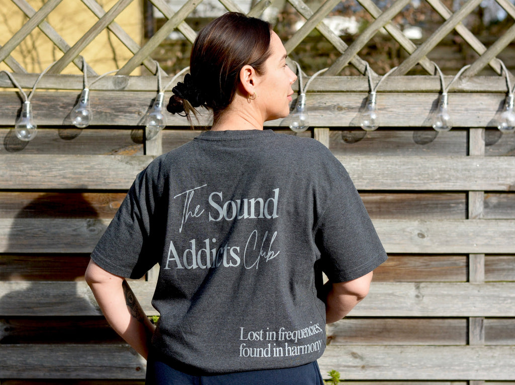 T-Shirt - The Sound Addicts Club