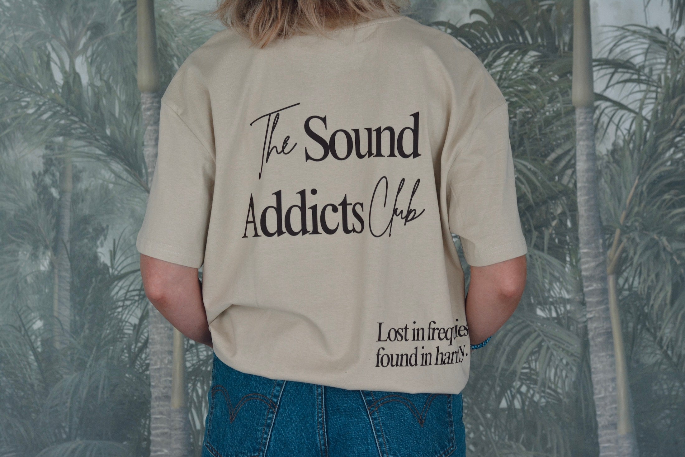 T-Shirt - The Sound Addicts Club