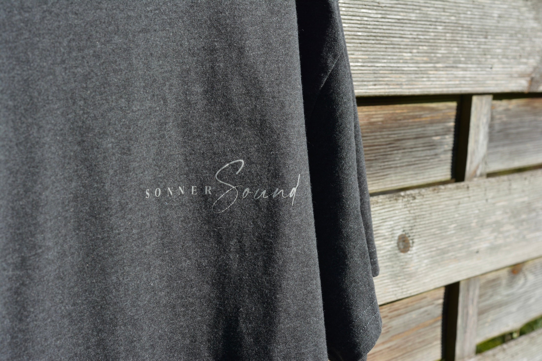 T-Shirt - The Sound Addicts Club
