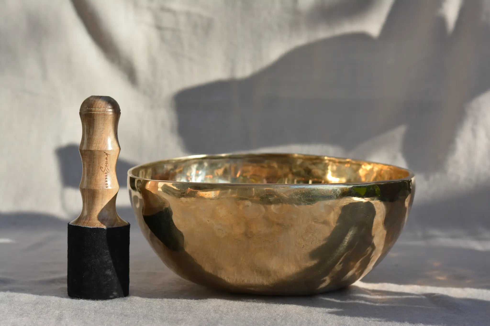 Sonner Sound - Produktbild 1 Klangschale groß mit Reiber